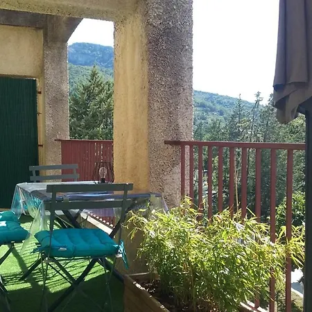 Apartment Climatise Avec Terrasse Au Coeur De *